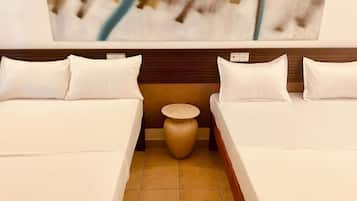 Room, Multiple Beds, Private Bathroom