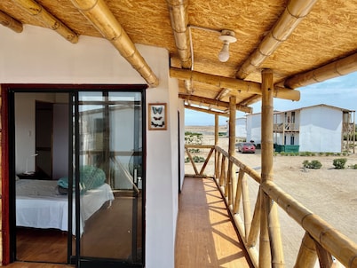 Ecological cabin in Paraíso Huacho.