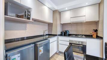 Fridge, microwave, stovetop, toaster