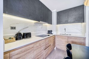 Fridge, microwave, oven, stovetop - Modern Coast Concón- 2D w/ Wifi (Concón)