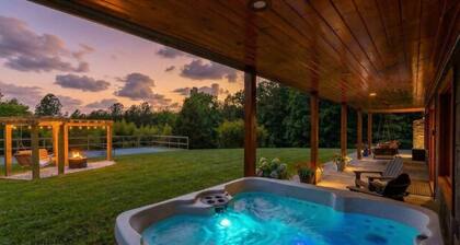 Pickleball - Hot Tub - River/Hike - 4 King Beds