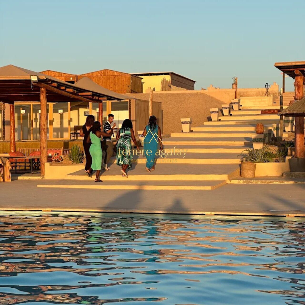 숙박 시설 정면