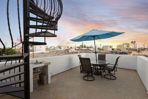 Outdoor dining - Beautiful & Quiet Oceanview Home Casa Beltran (Puerto Peñasco)