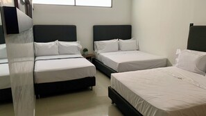 Familien-Vierbettzimmer