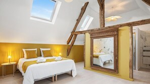 5 bedrooms, travel cot, free WiFi - Gîtes de France® - Rose's garden (PAVILLY)