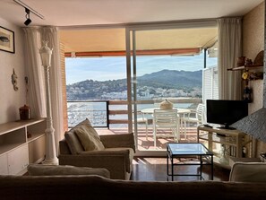 TV - Charming apartment sea view - 4 guests (Sant Feliu de Guíxols)
