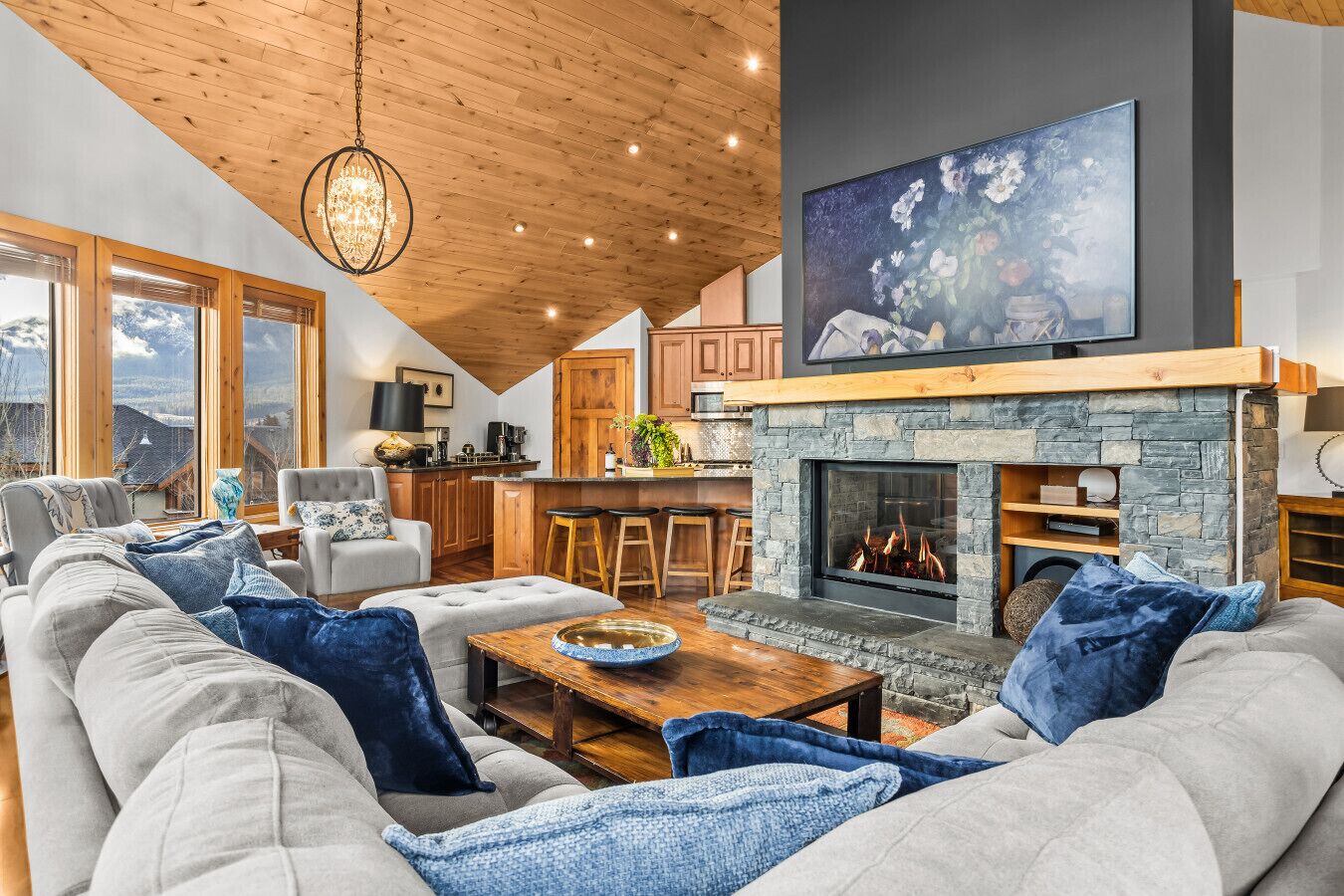 Luxury Penthouse Unparalleled Views & Comfort - 坎莫爾
