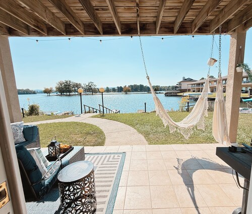 The Hamilton Hideaway Villa