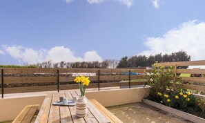 Outdoor dining - Coastal house, pets welcome - 5 guests (Sainte-Mère-Église)
