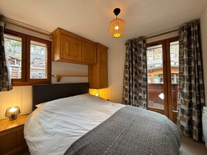 2 bedrooms, free WiFi - Charming apartment in village center - 4 guests (La Clusaz)