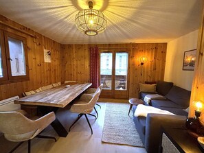 TV - Charming apartment in village center - 4 guests (La Clusaz)