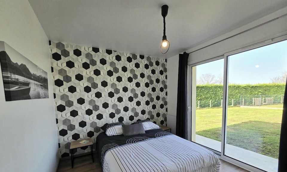 Charming House With Ac, Shared Pool - 2 Guests - Dordogne