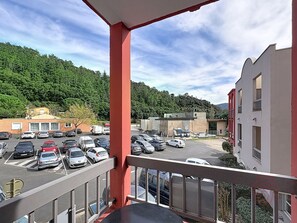 Property grounds - Studio, pets welcome, near city center (Lamalou-les-Bains)