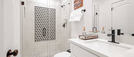 Towels, soap, shampoo, toilet paper