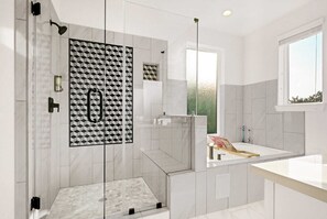 Towels, soap, shampoo, toilet paper - Modern 3-Story Retreat Near Downtown Nightlife and Dining (Houston)