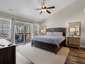 Room - Lake Hartwell Retreat with Dock and Fire Pit (Anderson)