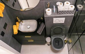 Shower, hair dryer - Amazing home in Dugobabe (Dugobabe)