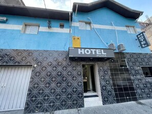 Exterior detail - Hotel Puma (São Paulo)