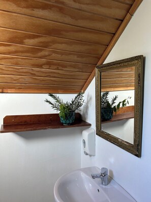 Interior - Casa Rural Única Nature, Swimming Pool and Sunsets (Urbanización Valleverde)