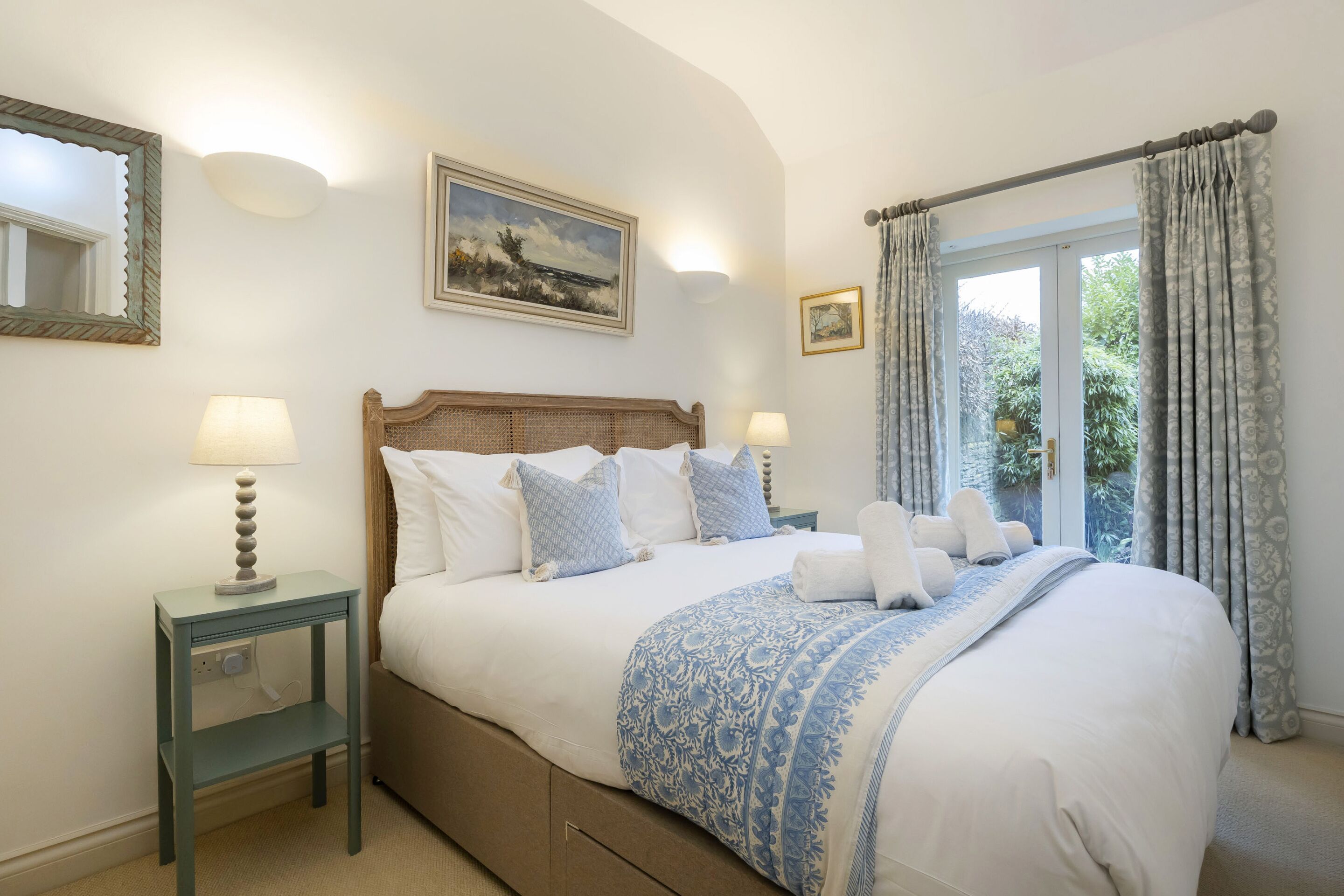 2 bedrooms, desk, iron/ironing board, free WiFi