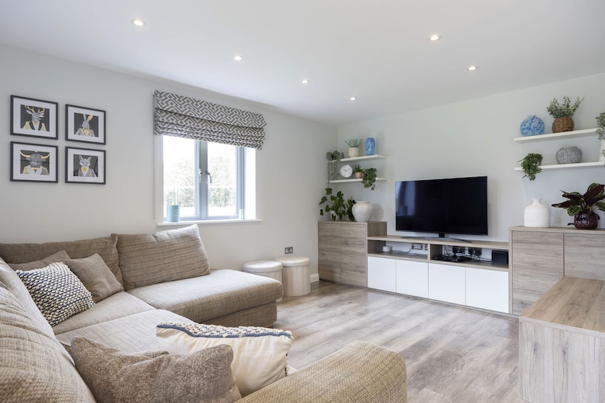 Stunning Detached Countryside Home In Cheltenham - Cheltenham