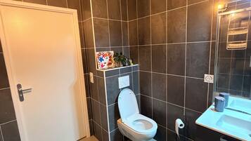 Towels, soap, toilet paper