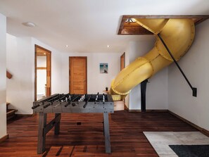 Games room - Bali-Zen | Spa & lake front with boats (Saint-Côme)