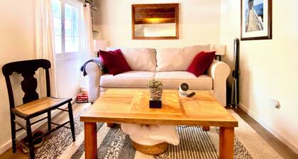 Cozy 1-bedroom cabin with a loft in Mount Desert
