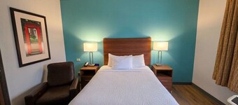 MainStay Suites Chicago, Hillside