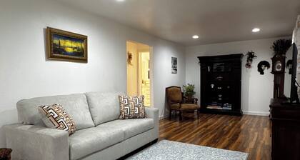 Fantastic 2-bedroom house in Issaquah perfect for family or traveling