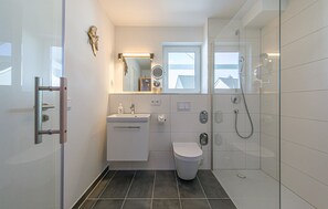 Shower - Lovely apartment in OstseeResort Olpenitz (OstseeResort Olpenitz)