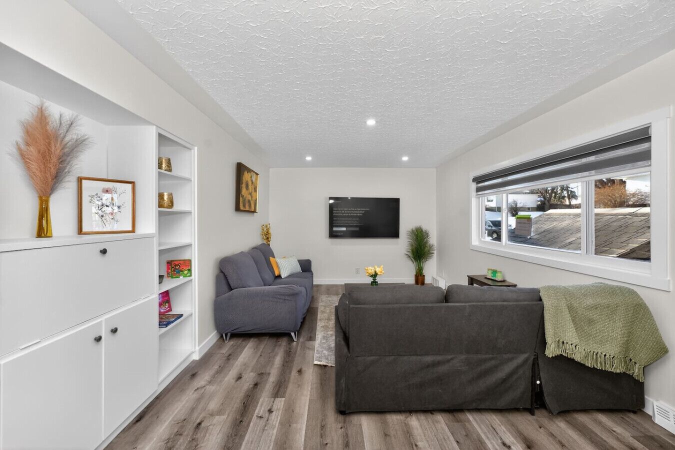 Centrally Located 2br Home Near Downtown & Airport | Private Entry | Stampede Ready - Calgary