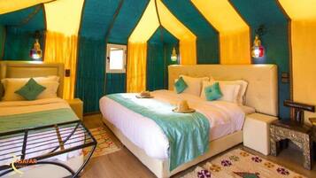 Superior Triple Room, Desert view