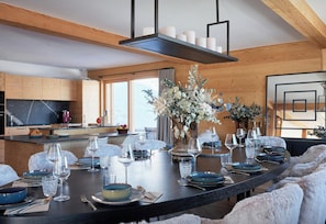 Dining - Chalet Condor Andino - Relaxing break near Mont Blanc - OVO Network (Combloux)