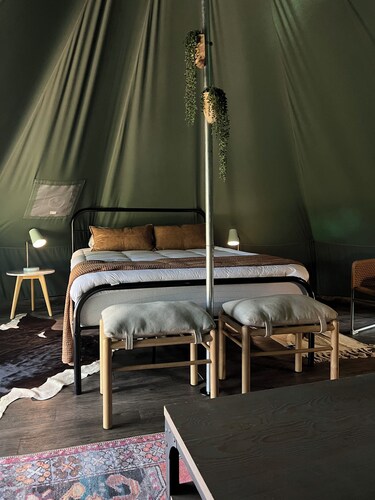 Luxury Camping Retreat just 25 min outside of Nashville