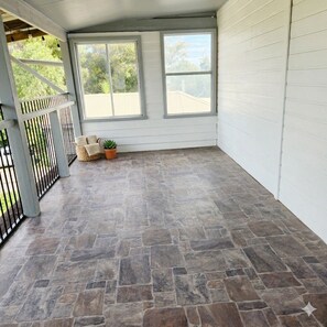 Interior - Family Lakes Entrance Home I Close to Beach & Shops (Lakes entrance)