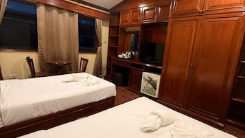 Kahden hengen deluxe-huone (yksi tai kaksi sänkyä)