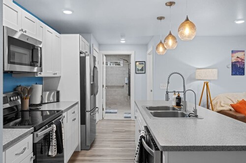 Modern Lux Getaway Heart of Fairbanks