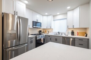 Microwave, oven, stovetop, dishwasher