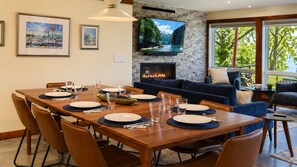 Dining - Serene | Hot Tub | Seneca Lake Access | Seneca Wine Trail (Geneva)