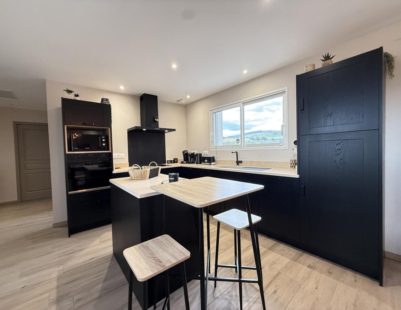 Fridge, microwave, dishwasher