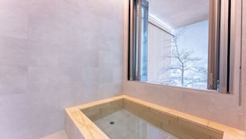 Deluxe House, 3 Bedrooms | Bathroom