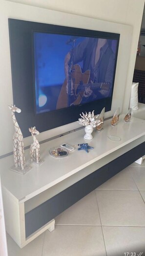 Interior - Luxurious and comfortable apartment for rent. (Ubatuba)