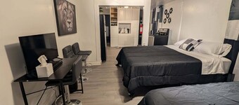 Peaceful 2-bedroom house in Fayetteville perfect for relaxing stays