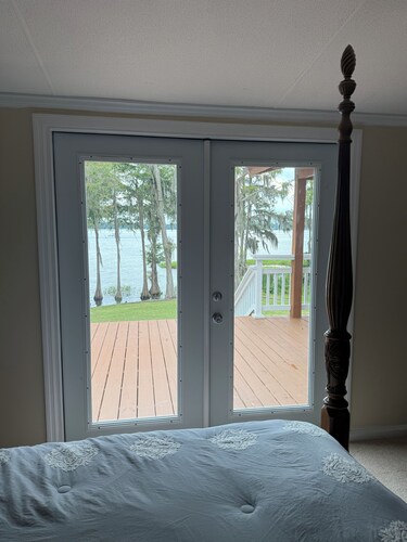 Lakefront Getaway w/ Dock, Huge Deck & Unbeatable Sunset Views