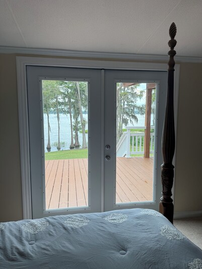 Lakefront Getaway w/ Dock, Huge Deck & Unbeatable Sunset Views