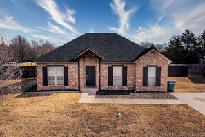 Exterior - Fun&Fabulous 3BR Near Choctaw Casino & Lake Texoma (Calera)