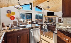 Interior - Luxury 4BR Condo Near Diamond Peak & Lake Tahoe - Perfect for Families (Incline Village)