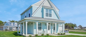 Play by the Bay | New 3BR Cape Charles Home, Bikes Included, Large Yard + Near Beach