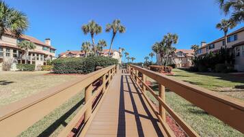 Enceinte de lâhĂ©bergement